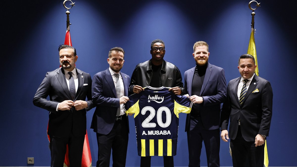Fenerbahçe uradno potrdil prihod Anthonyja Musabe