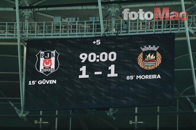 Spor yazarları Beşiktaş-Rio Ave maçını değerlendirdi