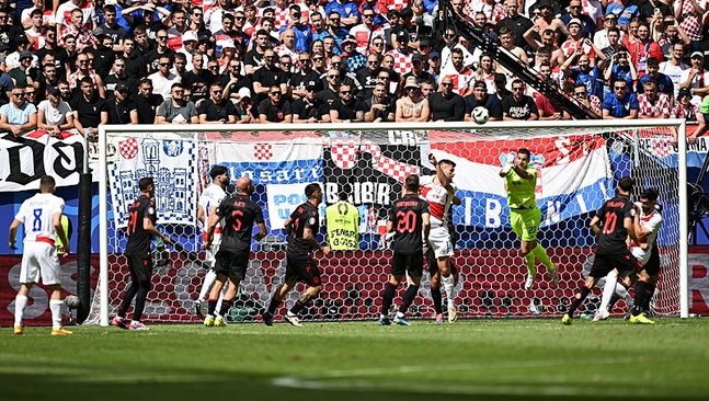 Hırvatistan 2-2  Arnavutluk | MAÇ SONUCU - ÖZET