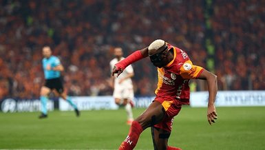 Osimhen mutlu