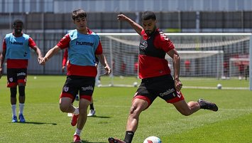 Samsun’da Benasser de veda etti