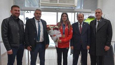 Altın kız Damla yurda döndü