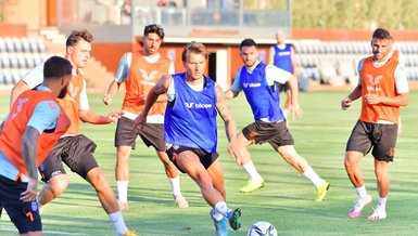 Başakşehir hazırlıklarını sürdürdü