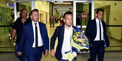 Fenerbahçe Göztepe maçı için İzmir'e geldi