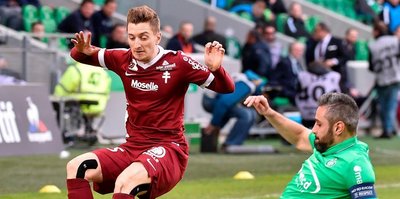 Sağ şeride İvan Balliu