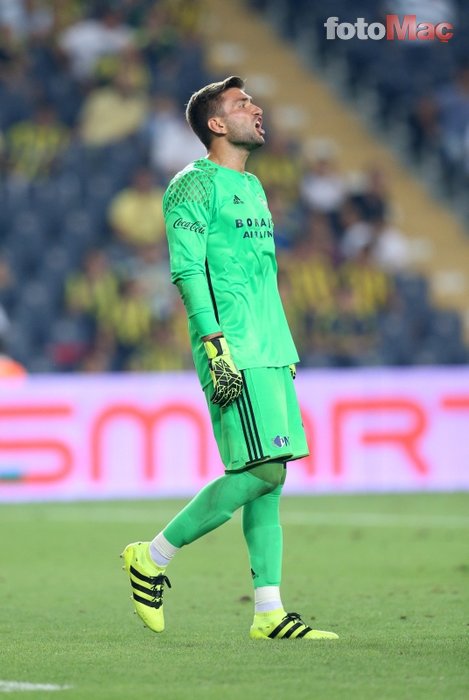 Fenerbahçe'den kaleci hamlesi! Berke Özer'in yerine geliyor