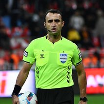 Trabzonspor-G.Saray maçının hakemi açıklandı!