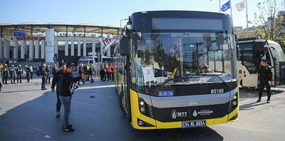Beşiktaşlı taraftarlar 30 otobüsle derbiye gitti