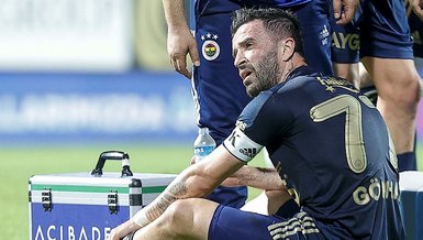 Son dakika spor haberi: Alanyaspor Fenerbahçe maçında Gökhan Gönül kırmızı kart gördü