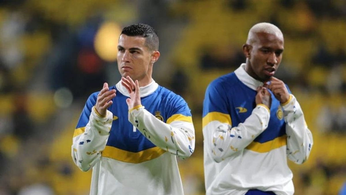 TRANSFER HABERİ: Fenerbahçe'ye Talisca müjdesi! İmzalar an meselesi TRANSFER HABERİ: Fenerbahçe'ye Talisca müjdesi! İmzalar an meselesi
