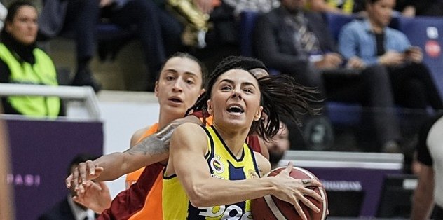 Fenerbahçe Opet'ten sakatlık açıklaması!