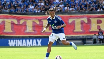 F.Bahçe'ye sürpriz sol bek!