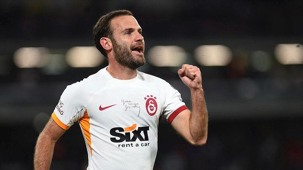 Juan Mata örnek olmaya devam ediyor!