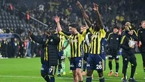 Zirvedeki üç takımdan biri