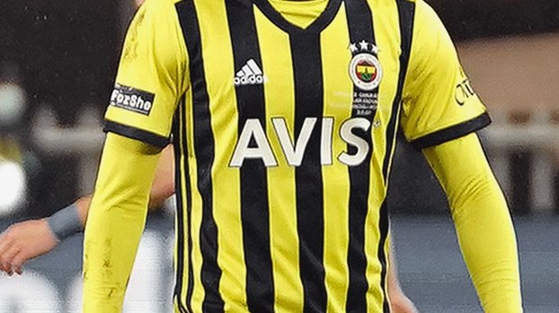 Ezeli rakipler Osayi Samuel'in peşinde