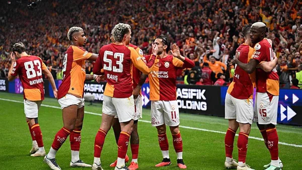 Spor yazarları Galatasaray - Fenerbahçe maçını yorumladı!