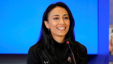 Simge Aköz: Bütün kupalara talibiz