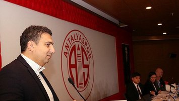 Antalyaspor'da yönetimler ve bilanço ibra edildi