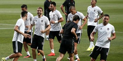 Beşiktaş sezonun son idmanını yaptı