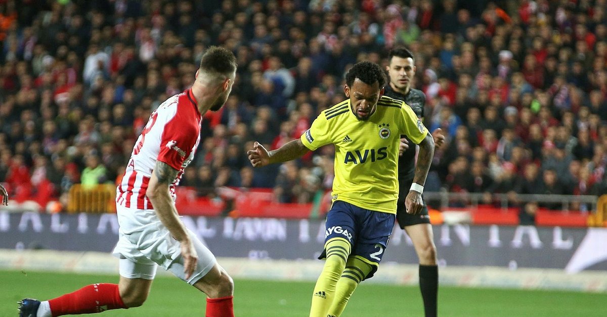 Antalyaspor 2 2 Fenerbahce Mac Sonucu Son Dakika Fenerbahce Haberleri Fotomac