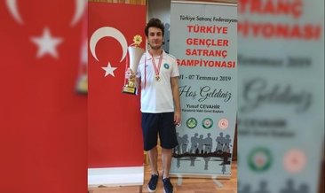 Canalp Cansun Türkiye Satranç şampiyonu