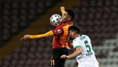 Galatasaray'da yeni transferler parlıyor!