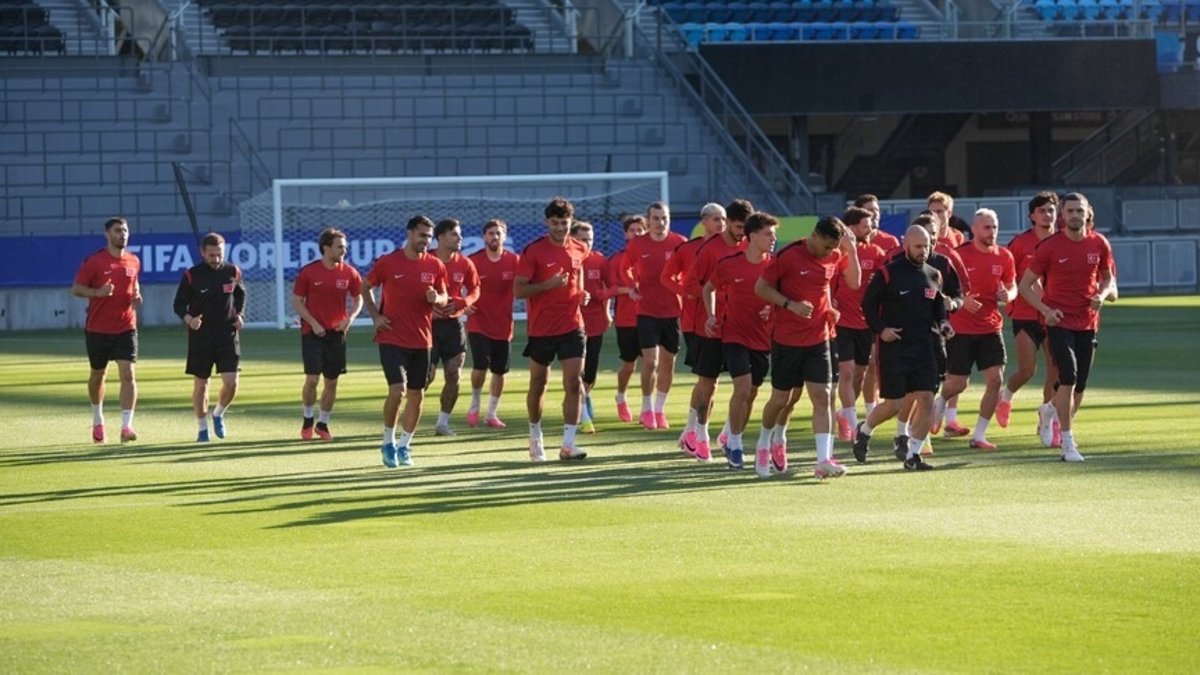 A Milli Futbol Takımımız San Jose'de ilk antrenmanını yaptı