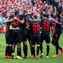 Leverkusen Bundesliga’yı namağlup bitirdi!