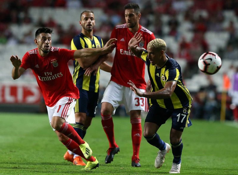 fenerbahce-benfica-maci-izle-fenerbahce-benfica-maci-ne-zaman-ve-saat-kacta-fb-maci-hangi-kanalda-1755679320296.jpeg