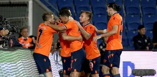 Başakşehir’den 5 gollü galibiyet!