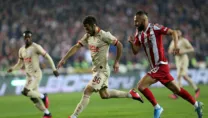 Saracchi sol kanatta uçtu