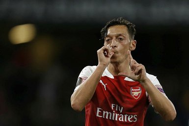 Mesut’tan Almanlara bir şok daha! Tesislere sokmadı...