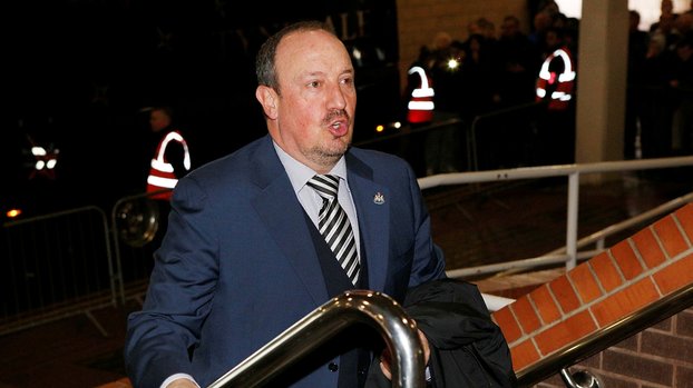 Fenerbahçe'de yol haritası çizildi! Benitez ve B Planı...