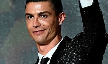 Ronaldo yeni yıla ödülle başladı