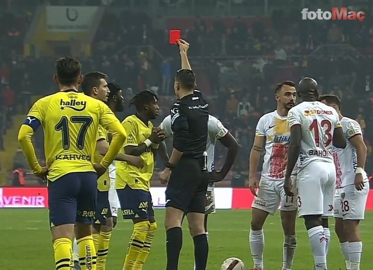 Harsh reaction from İsmail Kartal to Mert Hakan Yandaş who received a red card!  Here are these moments...