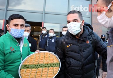 Galatasaray’a Gaziantep’te baklavalı karşılama!