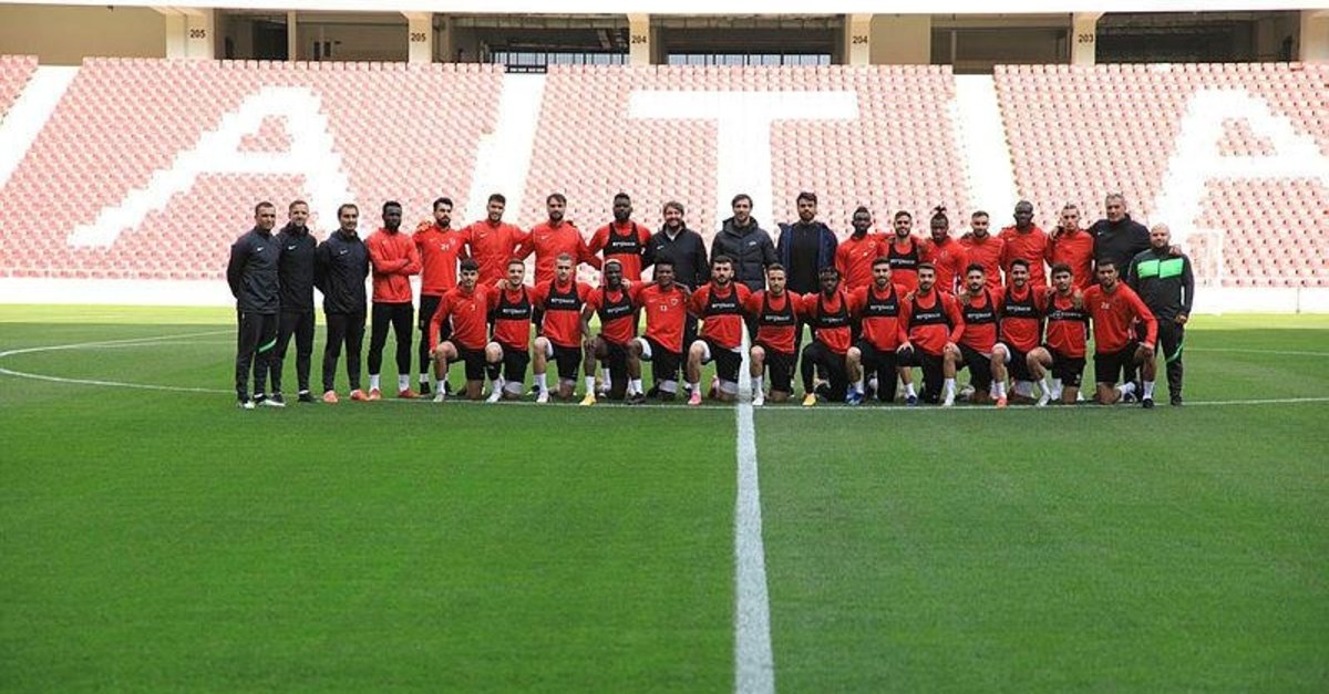 Atakas Hatayspor Kafilesi Yeni Stadi Gezdi Fotomac