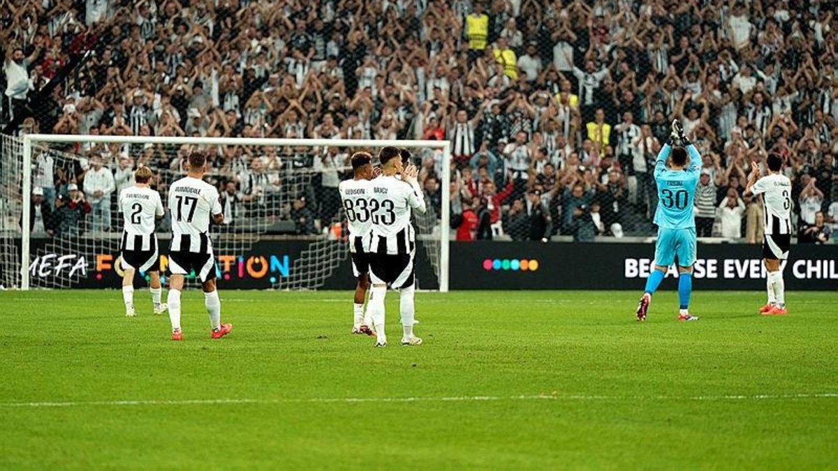 Kaua Santos, Kara  Kartal’a set çekti