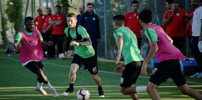 Konyaspor'da Kasımpaşa maçı hazırlıkları başladı