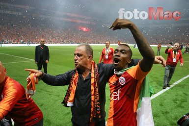 Galatasaray krizler arasında çifte kupaya ulaştı!