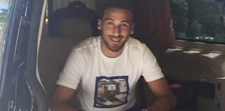 Cenk Tosun soluğu Bodrum’da aldı