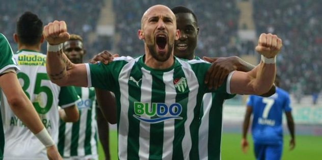 Göztepe'den Bursasporlu 2 isme kanca