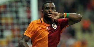 İmza için bastırıyor