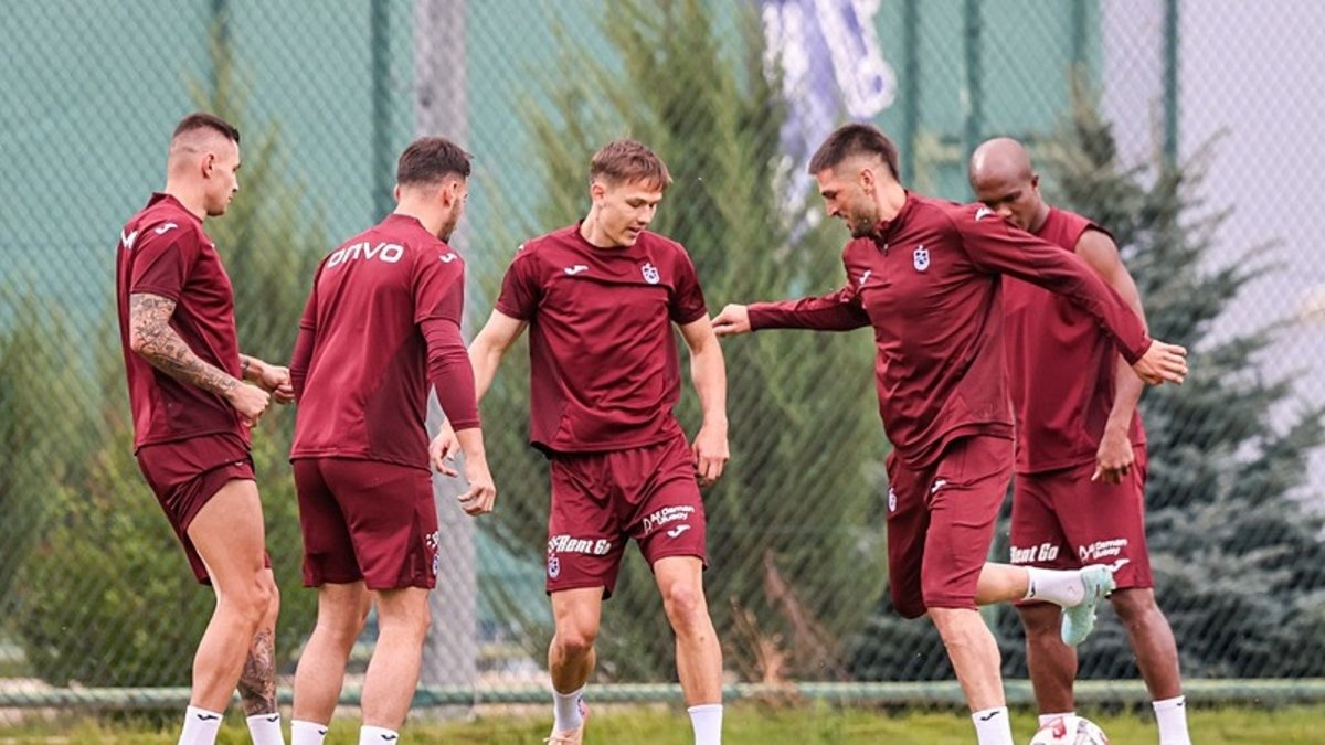 Trabzonspor, Ümraniyespor'a Karşı Hazırlık Maçında Sahaya Çıkıyor! Kritik Test Bekliyor