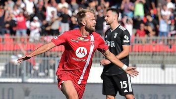 Monza Juve'yi devirdi!