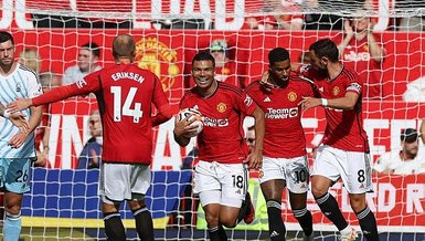 Manchester United 3-2 Nottingham Forest (MAÇ SONUCU - ÖZET) ManU 2-0'dan döndü!