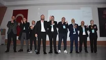 Kongre rafa kalktı