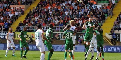 Alanyaspor Akhisar 3-1 mağlup etti