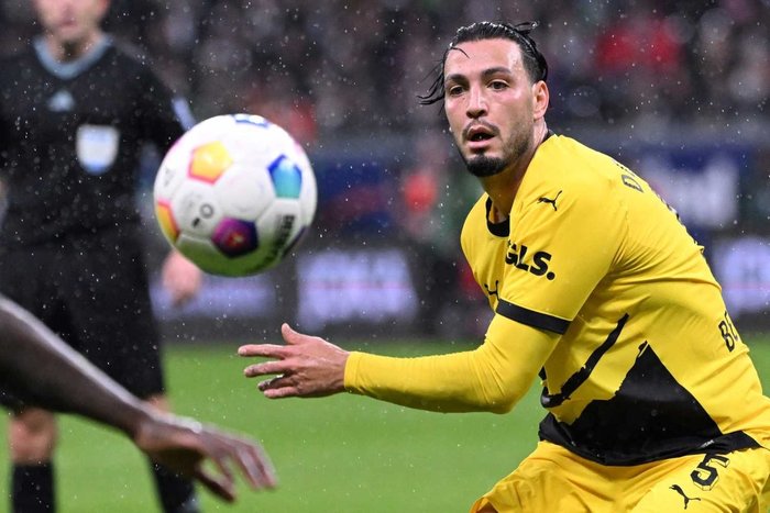 ramy-bensebaini-kimdir-nereli-kac-yasinda-oynadigi-takimlar-piyasa-degeri-1770184722879.jpeg Ramy Bensebaini nereli, kaç yaşında?