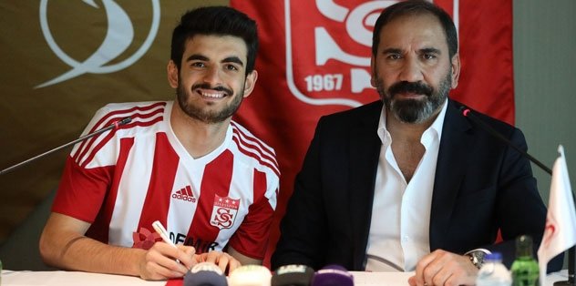 Fatih Aksoy Sivasspor’da!